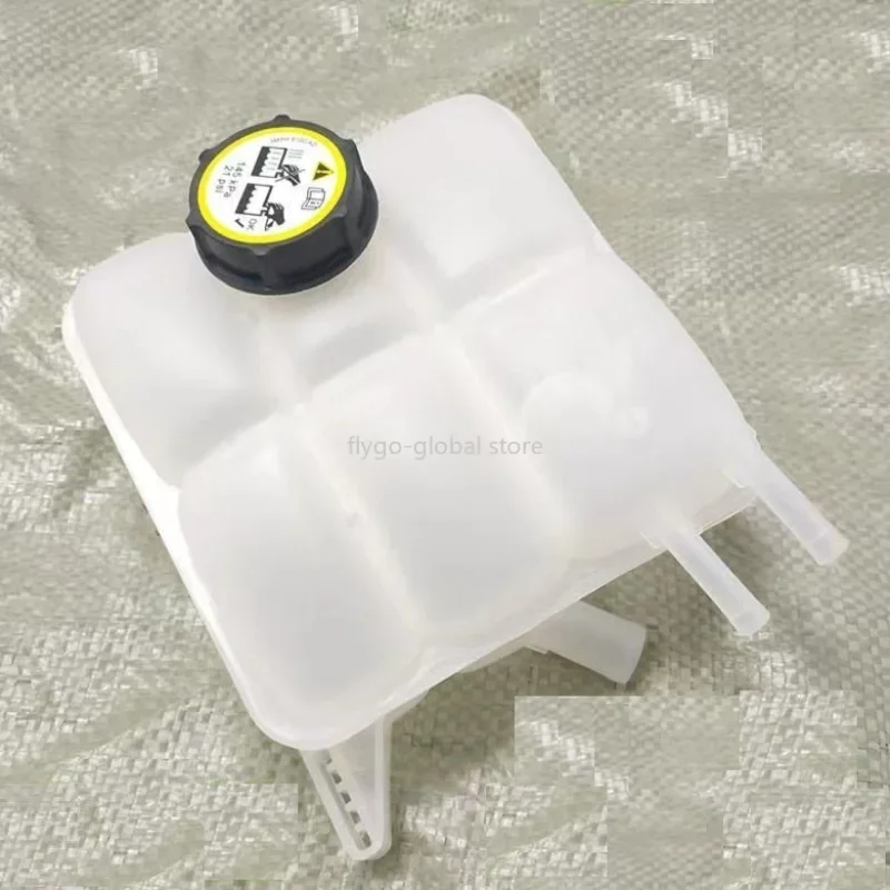 

Suitable for For*d Focus Ma*zda 3 expansion tank coolant tank bottle 05-13