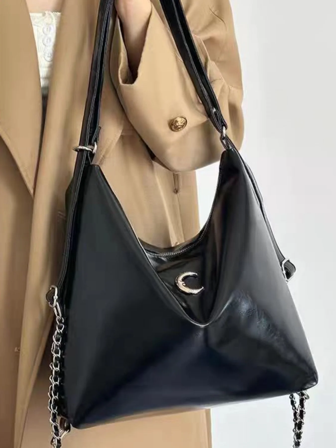 

Многоцелевая сумка на плечо из мягкой кожи большой емкости в студенческом стиле, черная сумка на плечо со сто цепочкой