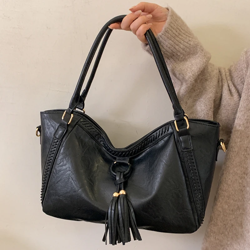 أنيقة المرأة شرابة حقائب كتف واحدة الكورية الرجعية VersatilePU حقائب عادية سعة كبيرة حقيبة تسوق سفر 2026 الاتجاه الجديد