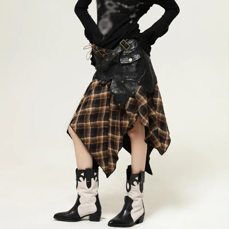 Plaid skirt for women with a niche design, retro, irregular edges, punk style, strapless patchwork A-line skirt, 2024 spring