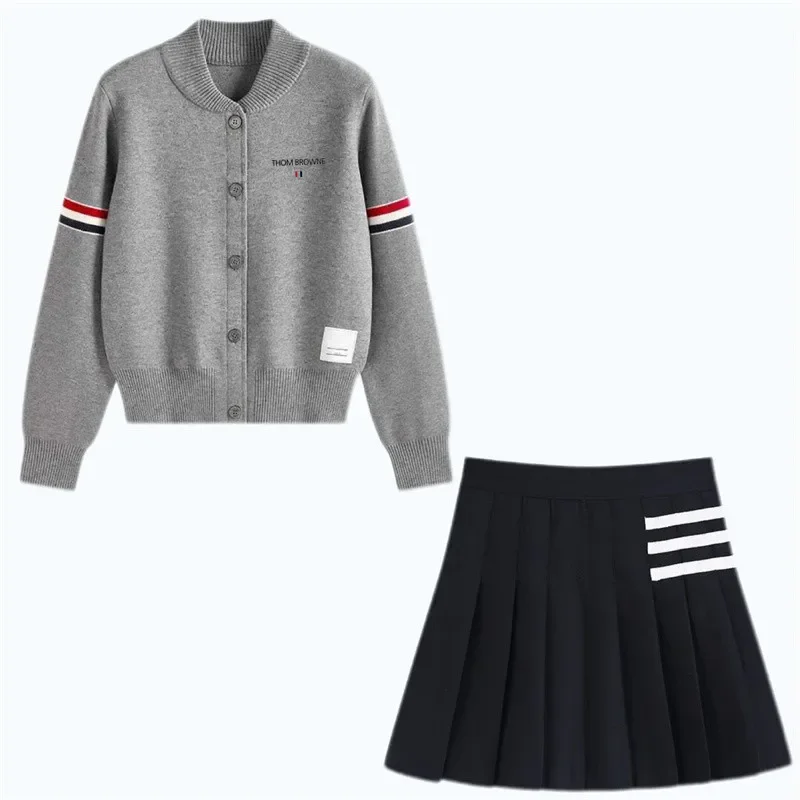 

Autumn Golf Wear Women 2024 Luxury Brand Golf Suits Sports Mini Skirt+Golf Sweater Women's Golf Clothes Korean New Two Piece Set