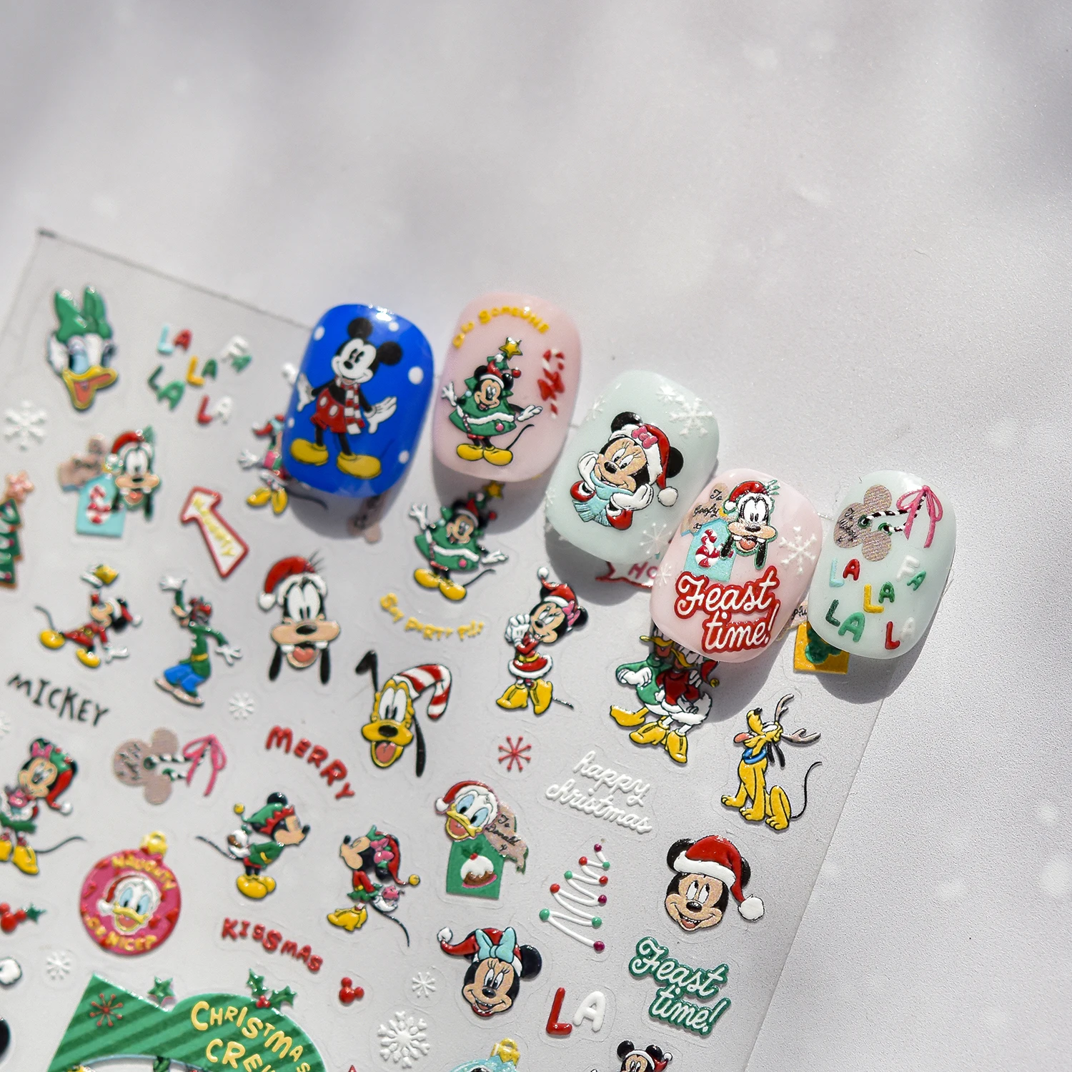 디즈니 크리스마스 스타일 네일 스티커 네일 아트 액세서리 귀여운 애니메이션 미키와 미니 네일 스티커 크리스마스 장식