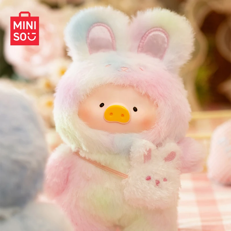 Portachiavi con scatola cieca in peluche di vinile originale Miniso Lulu Pig Joyful Time Series Interessante mini bambola d'azione per portachiavi e regali