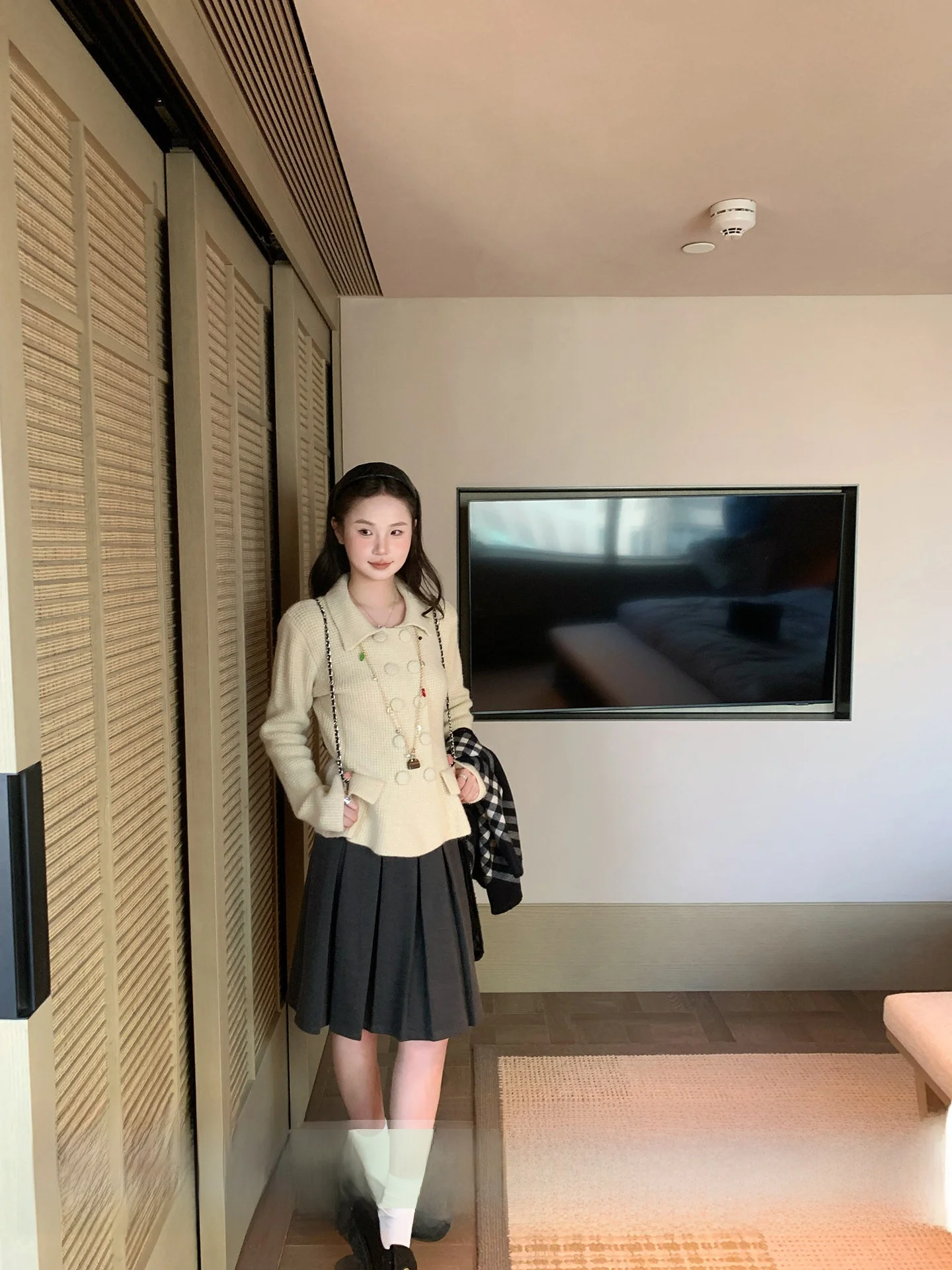 

Elegant Double-Button Collar Sweater for Women Casual Style Knitted Long Sleeve Regular Fit Spring Fashion Slimming Top