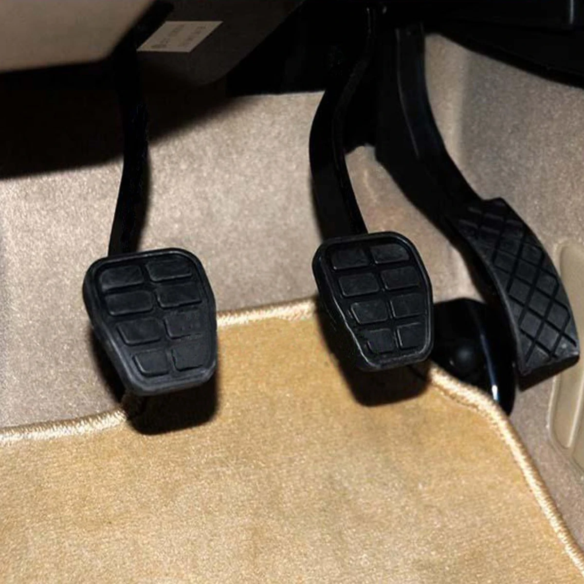 For VW Polo 6N Mk2 86C 1981 1982 1893 1984 - 1998 1999 Rubber Brake Clutch Foot Pedal Pad Covers 321721173 7213141 6X0721173A