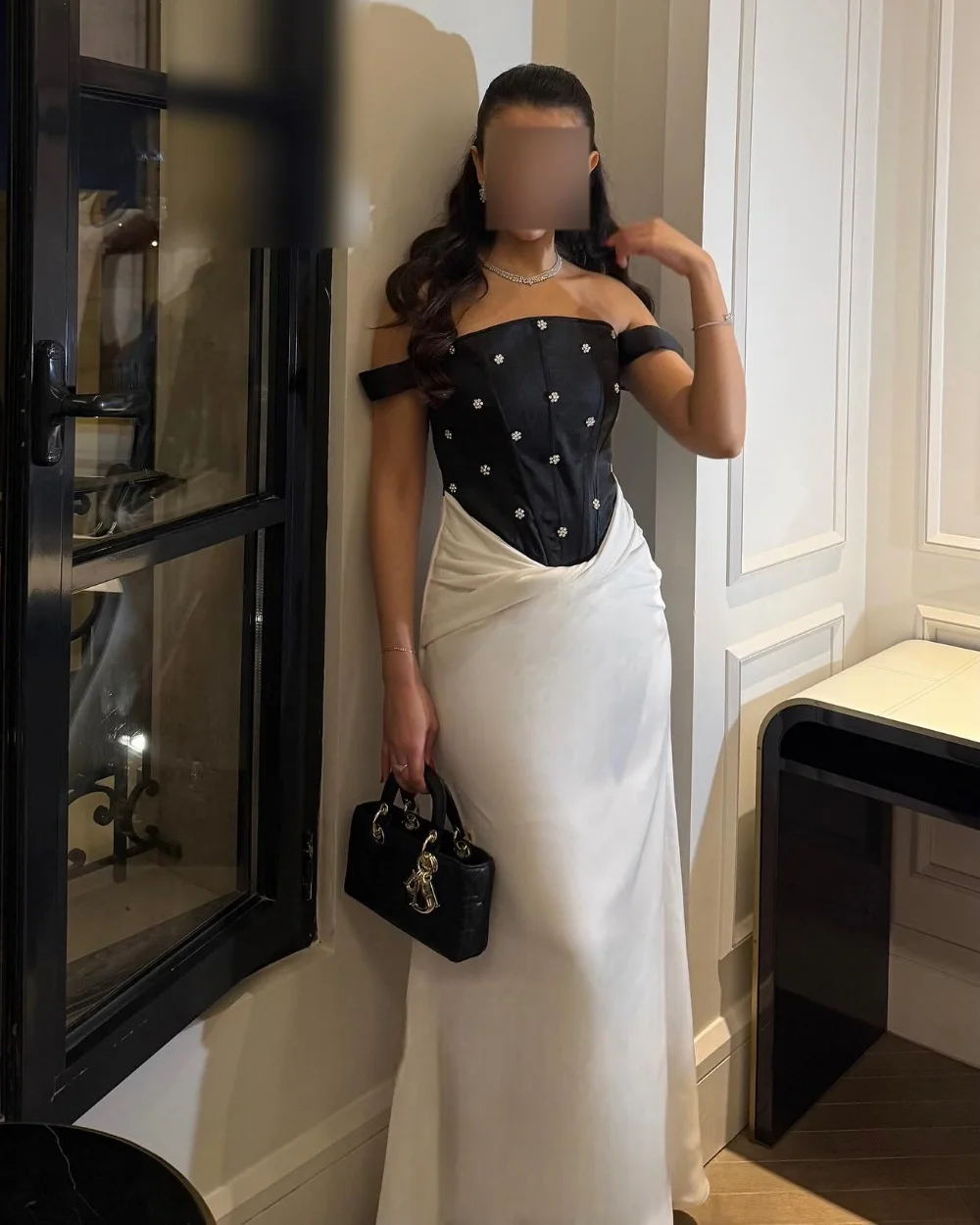 

Customized Modern Style High Quality Jersey Flower Beading Pleat Straight Off-the-shoulder Long Dresses Bespoke Occasion Dresses