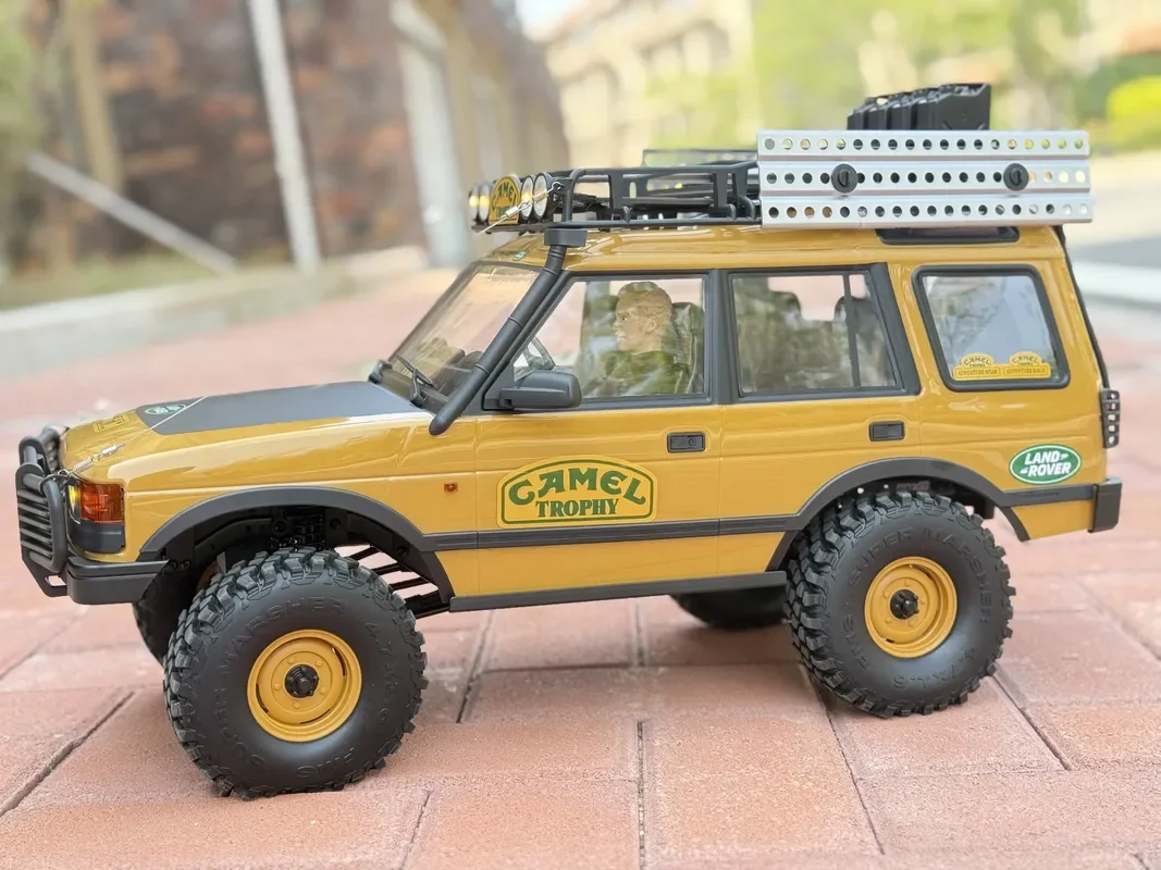FMS RC-Auto im Maßstab 1:10, Kameltasse FCX10, Simulation Land Rover, elektrisches Gelände-Kletterfahrzeug, ferngesteuertes Spielzeug für Kinder ab 14 Jahren