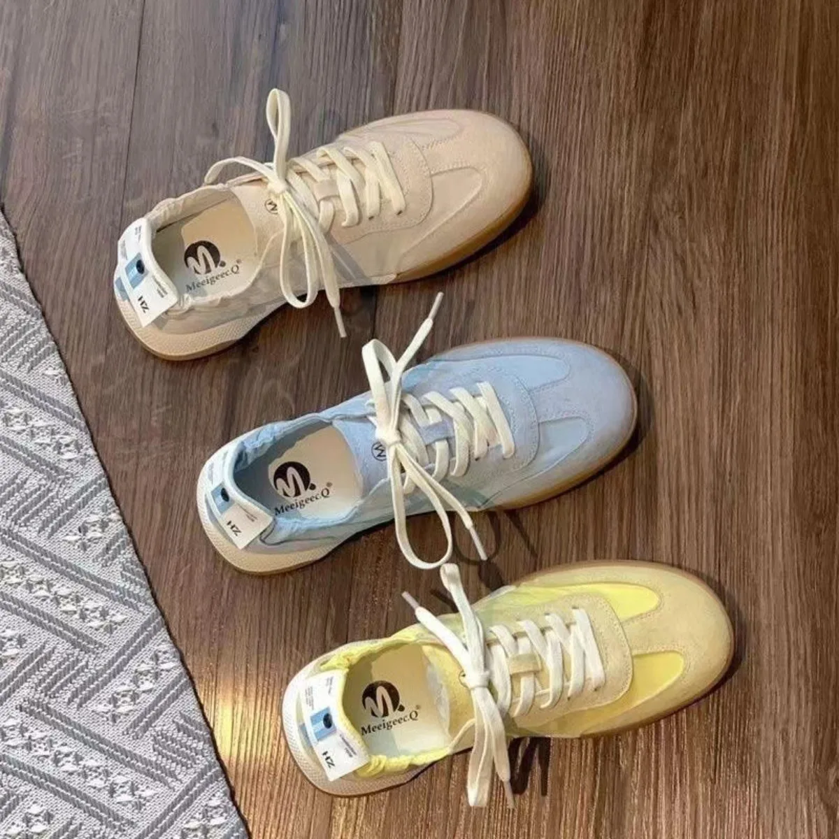 

Women's Lightweight Sneakers - No Heel Blisters Comfort Shoes, All-Match Non-Slip Casual Running & Daily Wear All Seasons