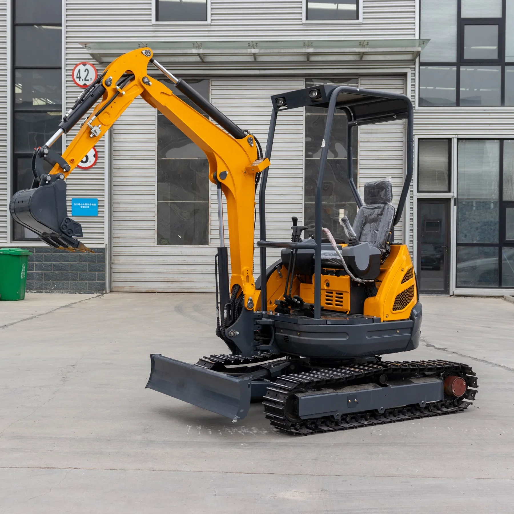 รถขุดตีนตะขาบไฮดรอลิกขนาดเล็ก 1.2 ตันขุดขนาดเล็กราคารถขุดที่ดีที่สุด