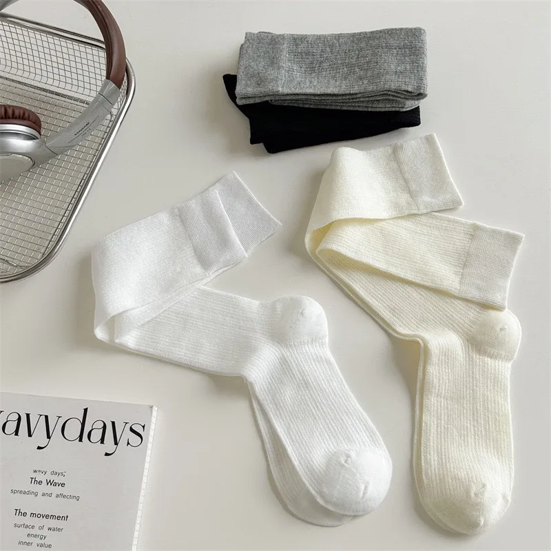 1/4paris النساء جوارب المرأة منتصف العجل الجوارب JK لوليتا الحلو الفتيات الجوارب الطويلة تخزين بلون أسود أبيض رمادي الركبة جورب