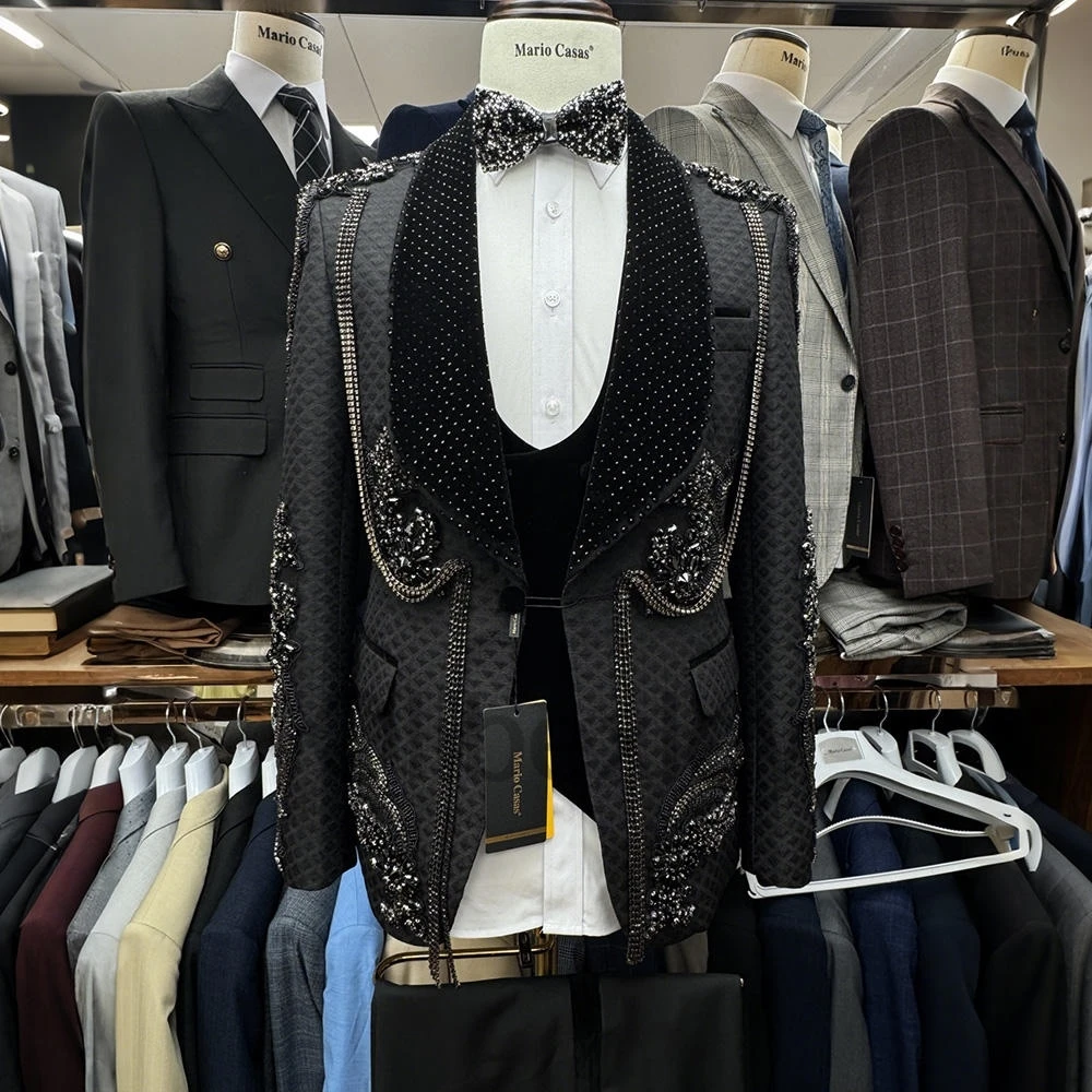 Olibexley High-end Black Groom Wedding Tuxedo Shawl Lapel Gold Beaded Diamond Men Suits 3Pcs Sets Ropa Hombre Customized S520