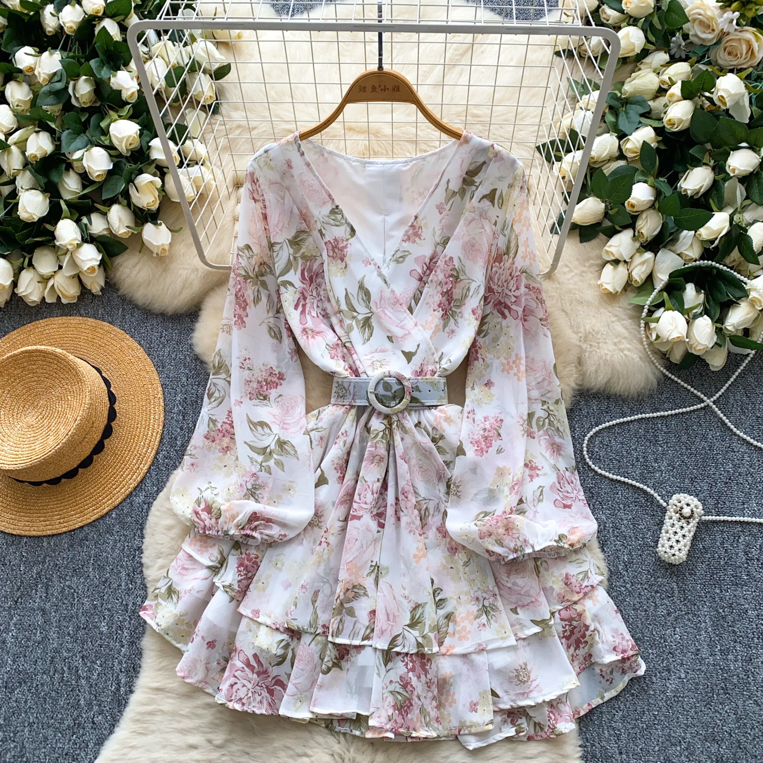 Abiti da donna Beach Stampa Ruffles Mini abito con scollo a V Manica a sbuffo Elegante cintura Abito Skinny A Line Abiti Lady Vita alta Estate