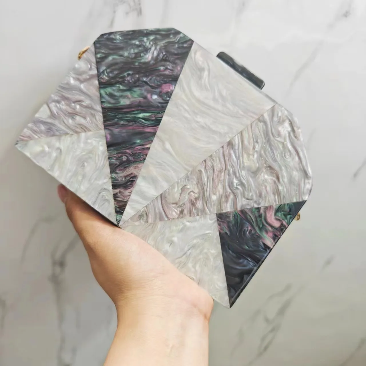 

New Fashionable Women's Contrast-Color Spliced Acrylic Evening Clutch Shoulder Crossbody Handbag for Weddings and Banquets