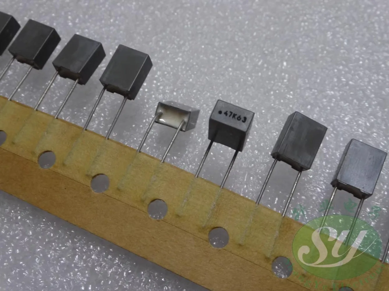 

10PCS AV R79 0.47uf/63V 470nf u47 474 New film capacitor 5MM