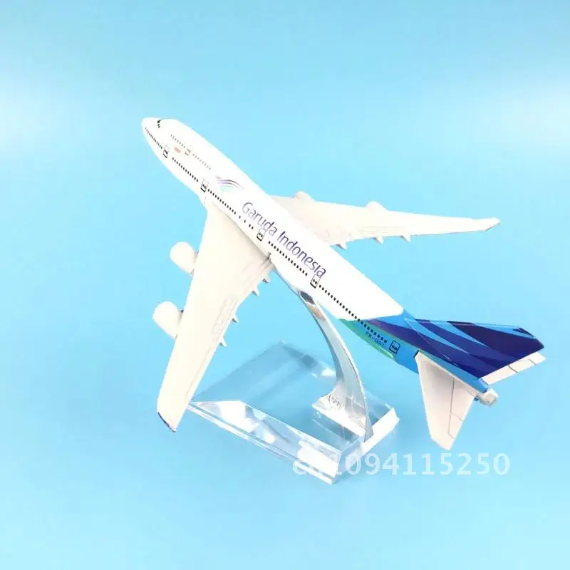 JASON TUTU 16cm GARUDA INDONESIA 747 Airplane ﻿ Metal Scale Model 1/400 Planes Diecast Airplane