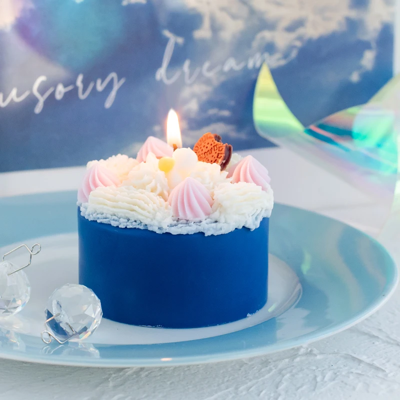 Blue Simulation Birthday Cake Aroma Candle Floral Note Cute Aromatherapy Candles for Girlfriend Birthday Gift Home Decoration