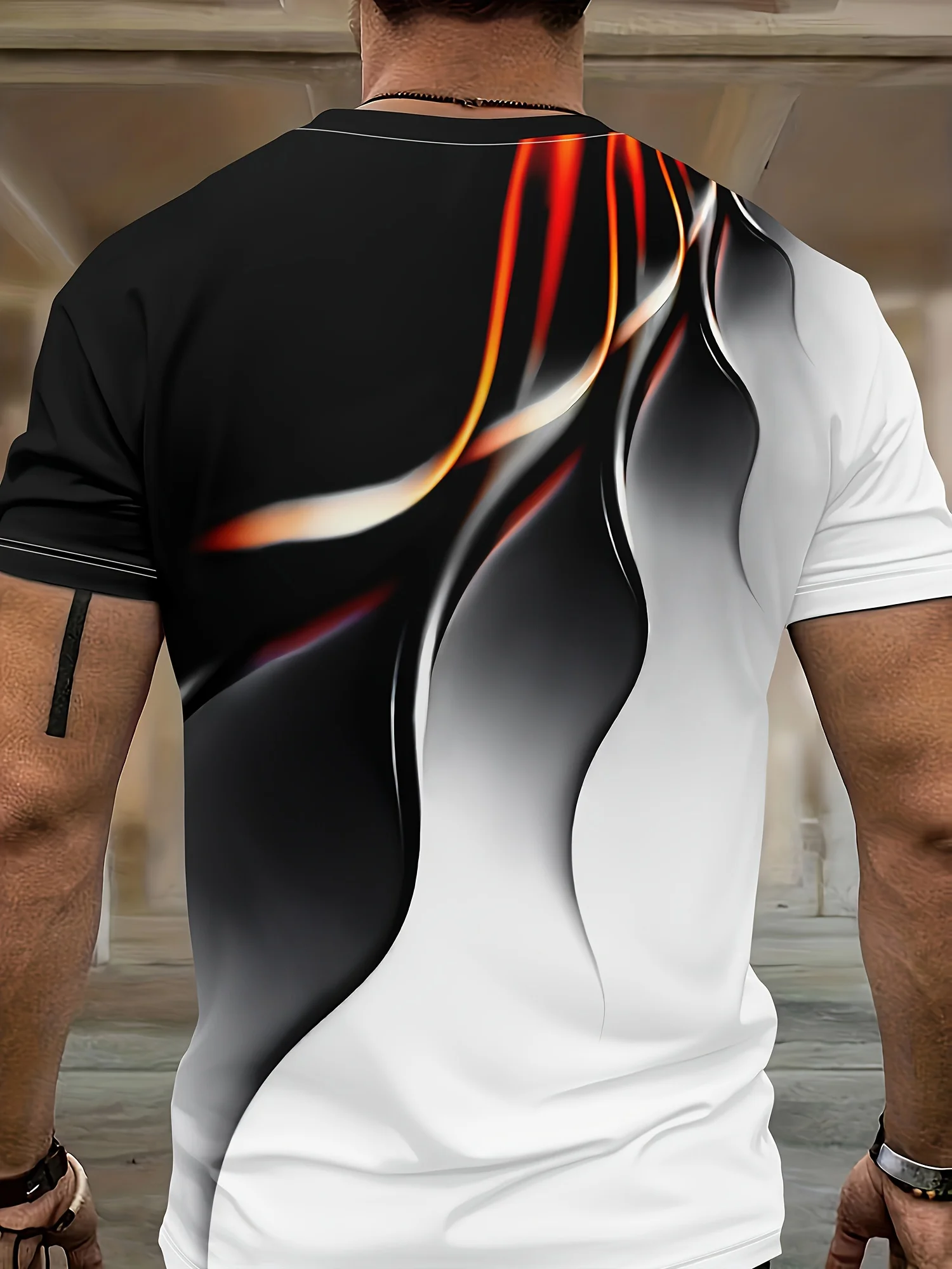 يتميز المجموعة الرجالية الجديدة لصيف 2025 بطباعة نسيج ثلاثي الأبعاد وهو كاجوال عصري وخفيف الوزن وجيد التهوية