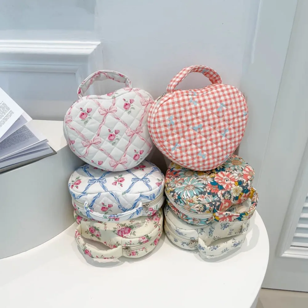 

Portable Handheld Cosmetic Bag Quilting Cotton Large Capacity Makeup Bag Zipper Floral Pattern Storage Handbag Women