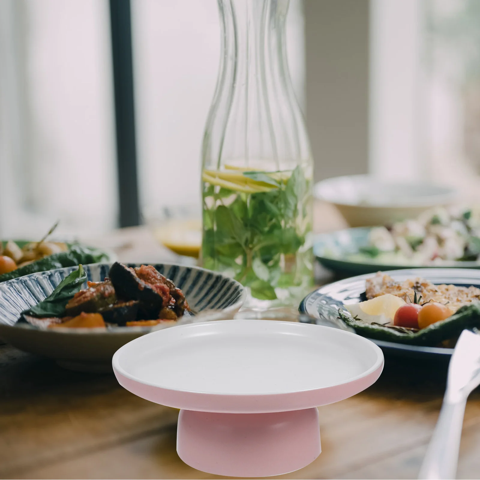 

Porcelain Fruit Serving Plate Footed High Cake Stand Vintage Style Ceramic Snack Dessert Serving Plate Chocolate Display Stand