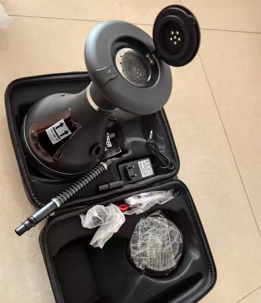 

Электрический чайник с LED-дисплеем и функцией быстрого нагрева воды – современный бытовой прибор для кухни