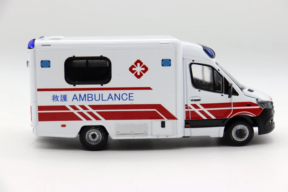 ERA  Car 1/64 Scale Sprinter HK Ambulance(PRA) Diecast Alloy Toy models for collection