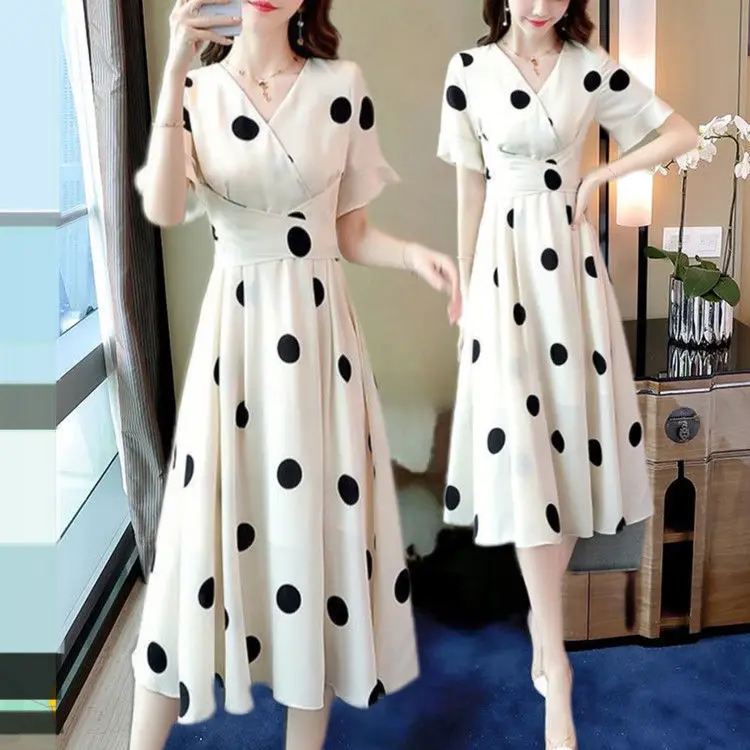 Gaun mode pelangsing edisi Korea, Dress cetakan Polka Dot sifon leher V, panjang setengah pinggang Musim Panas/Musim Semi