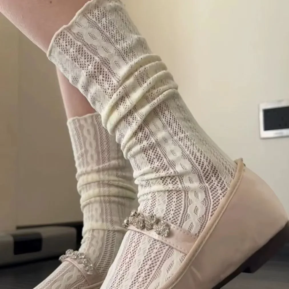 日本のかわいい女の子キュートソックス春夏メッシュ中空アウト女性ソックスソリッドカラー女性原宿レトロヴィンテージロングソックス