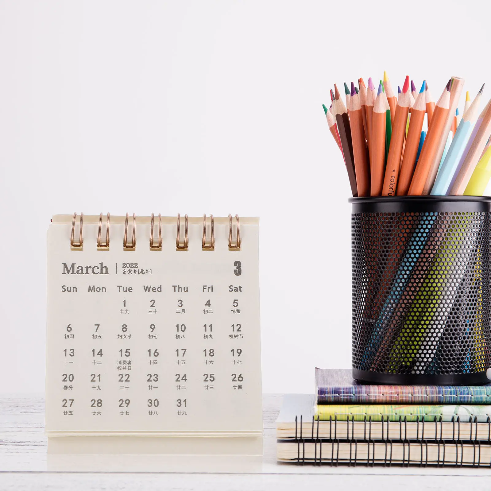 5Pcs Mini Table Calendar 2022 Creative Paper Desk Calendar with Blank Back for Writing Notes Ideal for Home Office Meeting Room