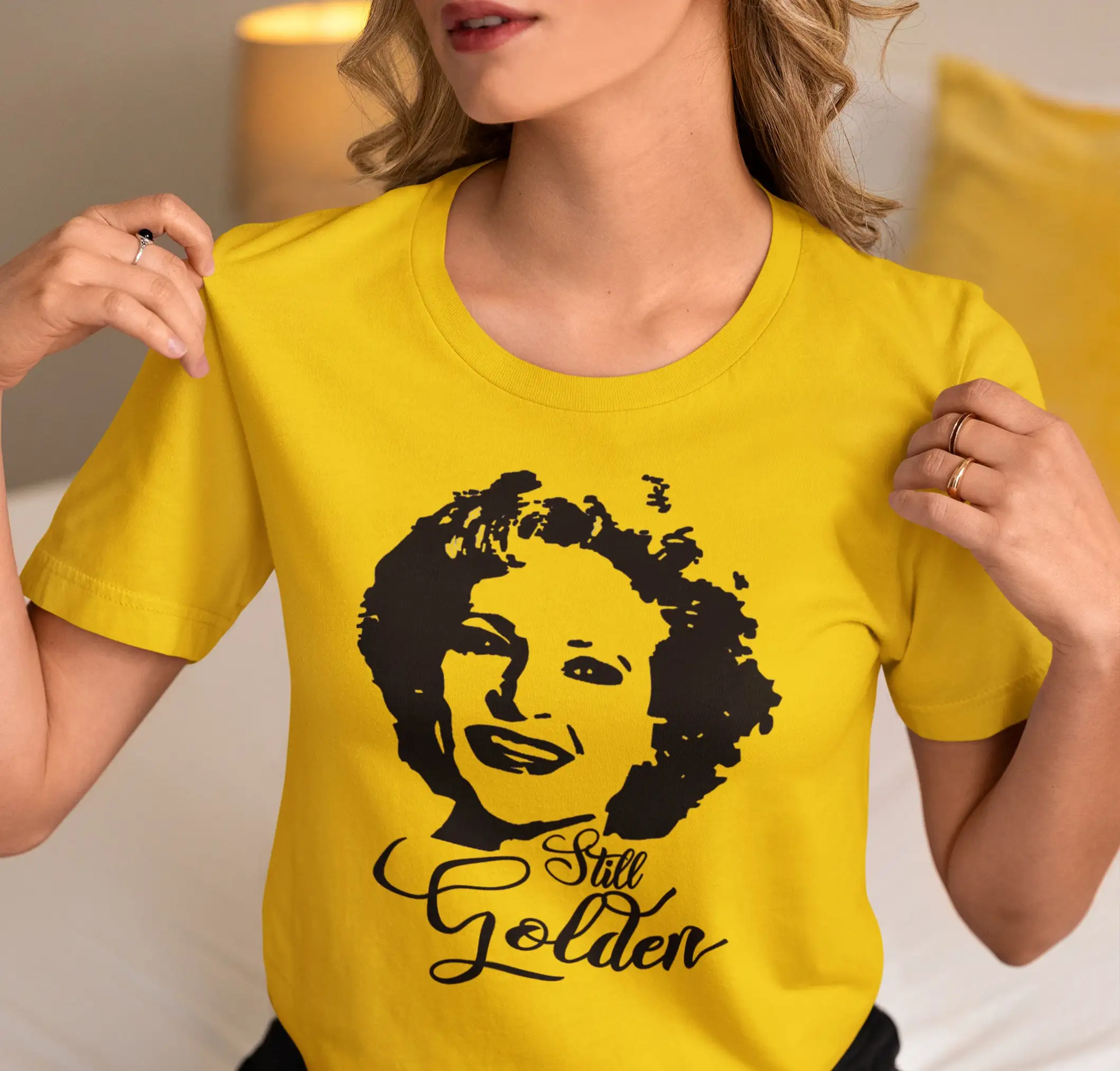 Stay Golden T Shirt Retro Girls The Fan Lover 80s TV Sitcom ComforT