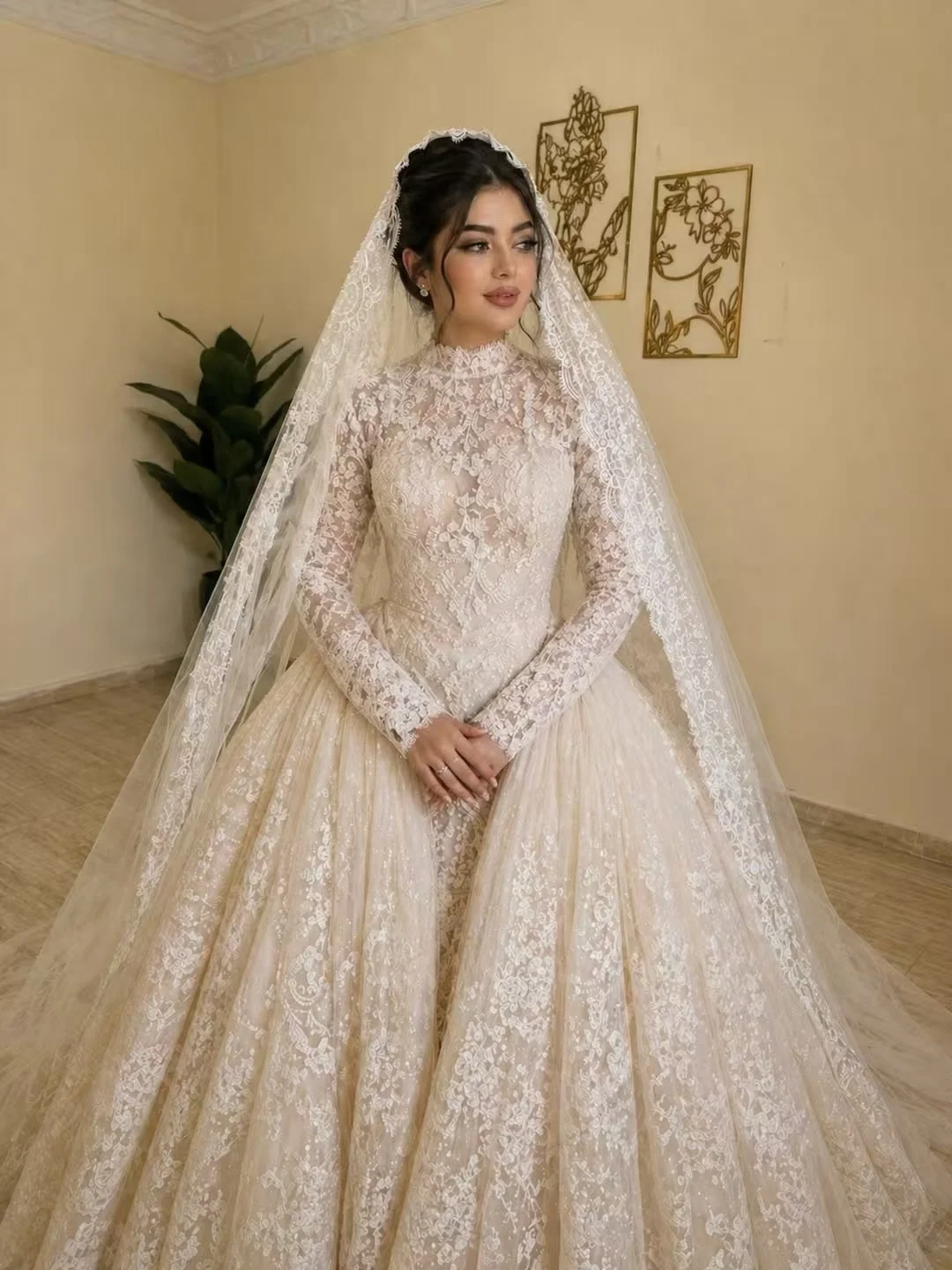 Customzied Luxury Muslim Wedding Dress Elegant Long Sleeve High Neck Lace Ball Gown Bridal Dress For Women Princess  novias