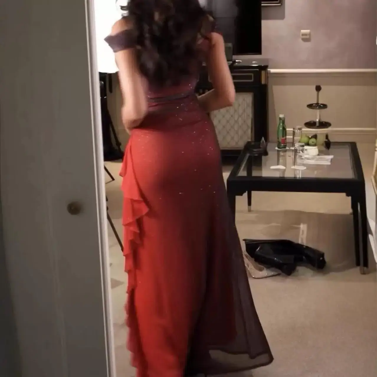 Seksowna sukienka na ramiączkach, podkreślająca talię, jednoczęściowa, wiosna 2024, z wysokim stanem, poliestrowa, bez szwów, podstawowa, prosta spódnica.