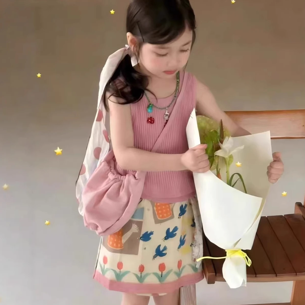 Conjunto Infantil Feminino 2026 Primavera e Verão Novo Estilo Coreano Roupa para Meninas Bebê Colete de Cor Sólida Saia com Estampa Floral Conjunto de Duas Peças
