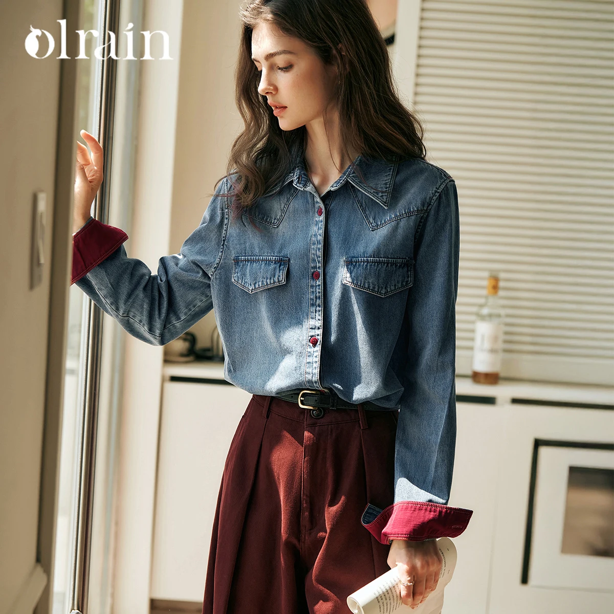 

OLrain Vintage Contrast Denim Shirt Women's Autumn Long Sleeve Top 2025 Fashion Lapel Button Up Shirts Ladies Clothes M57CC95933