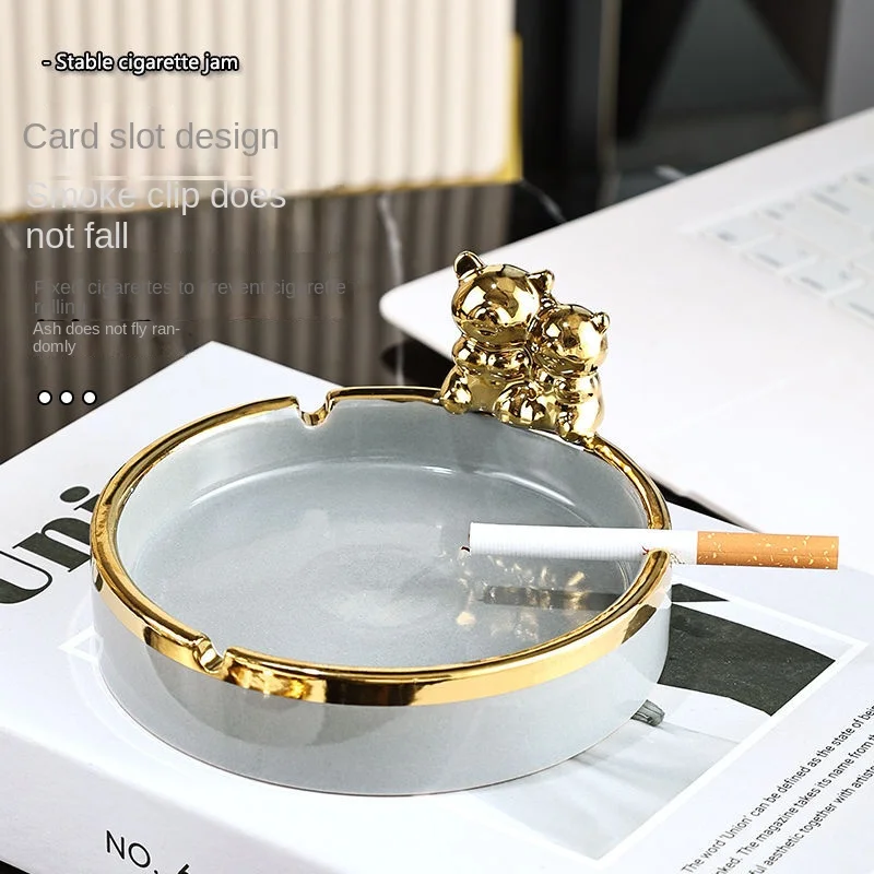 Nordic Luxury Golden Deer Ashtray Home Living Room Decoration Cartoon Animal Ashproof Car Ashtray Ceramic Crafts Gift Home Decor