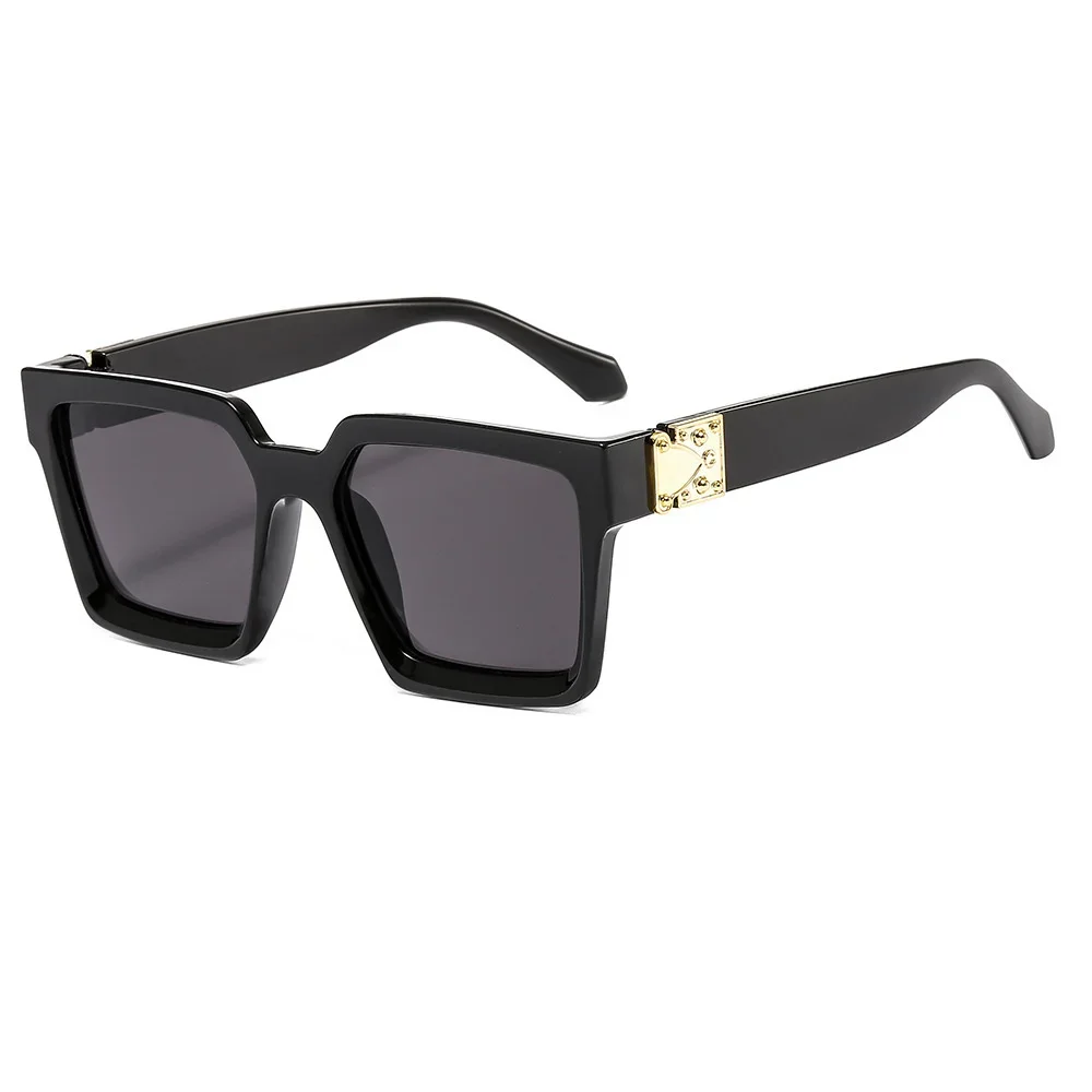 

Black Large Frame Retro Square Sunglasses Fashion Trend Eyewear Beach Vacation Party Glasses Metal Decoration