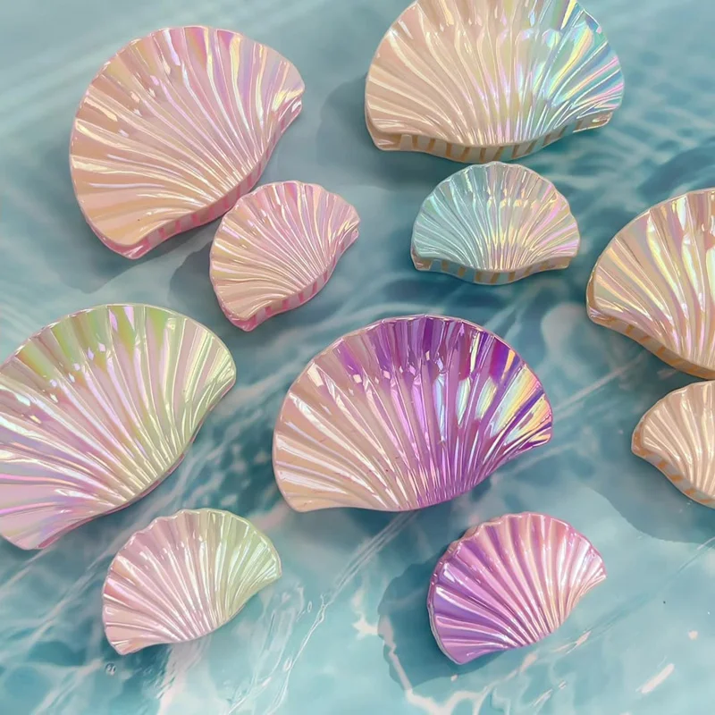 2pcs Gradient Shell Hair Clip Vacation Wind Hair Accessories Summer Ocean Large Hair Grab Hair Accessories Shark Clip view 4