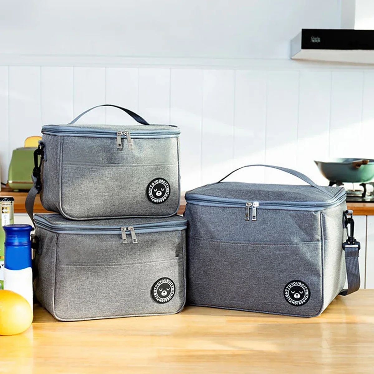Waterproof Portable Lunch Bag Food Thermal Box Durable Office Cooler Lunchbox with Shoulder Strap Picnic Bag for Couples Unisex