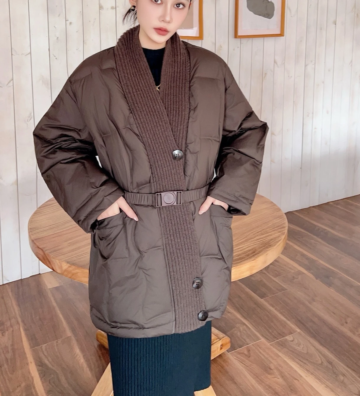 2026 Autumn and Winter New Women's Down Jacket Loose V-neck Knitted Jacket