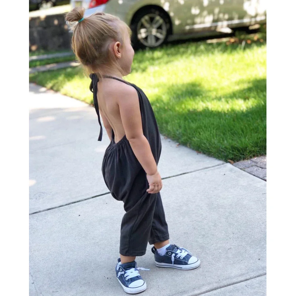 2025 طفل الفتيات الصيف بذلة ملابس الاطفال الطفل الصلبة القطن أبلى ارتداءها الأطفال سراويلي حريمي حزام Backle قطعة واحدة