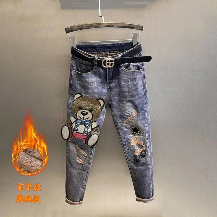 Imagem -02 - Calça Jeans Apertada de Cintura Alta Jeans Grosso Feminino Urso de Veludo até o Tornozelo Perfuração a Quente Nova Outono e Inverno 2023