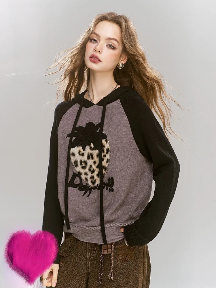 Women's Hat Knitted Strawberry Color Block Shoulder Insertion Long Sleeve Inner Wear Base Shirt Winter Fashion Casual Top
