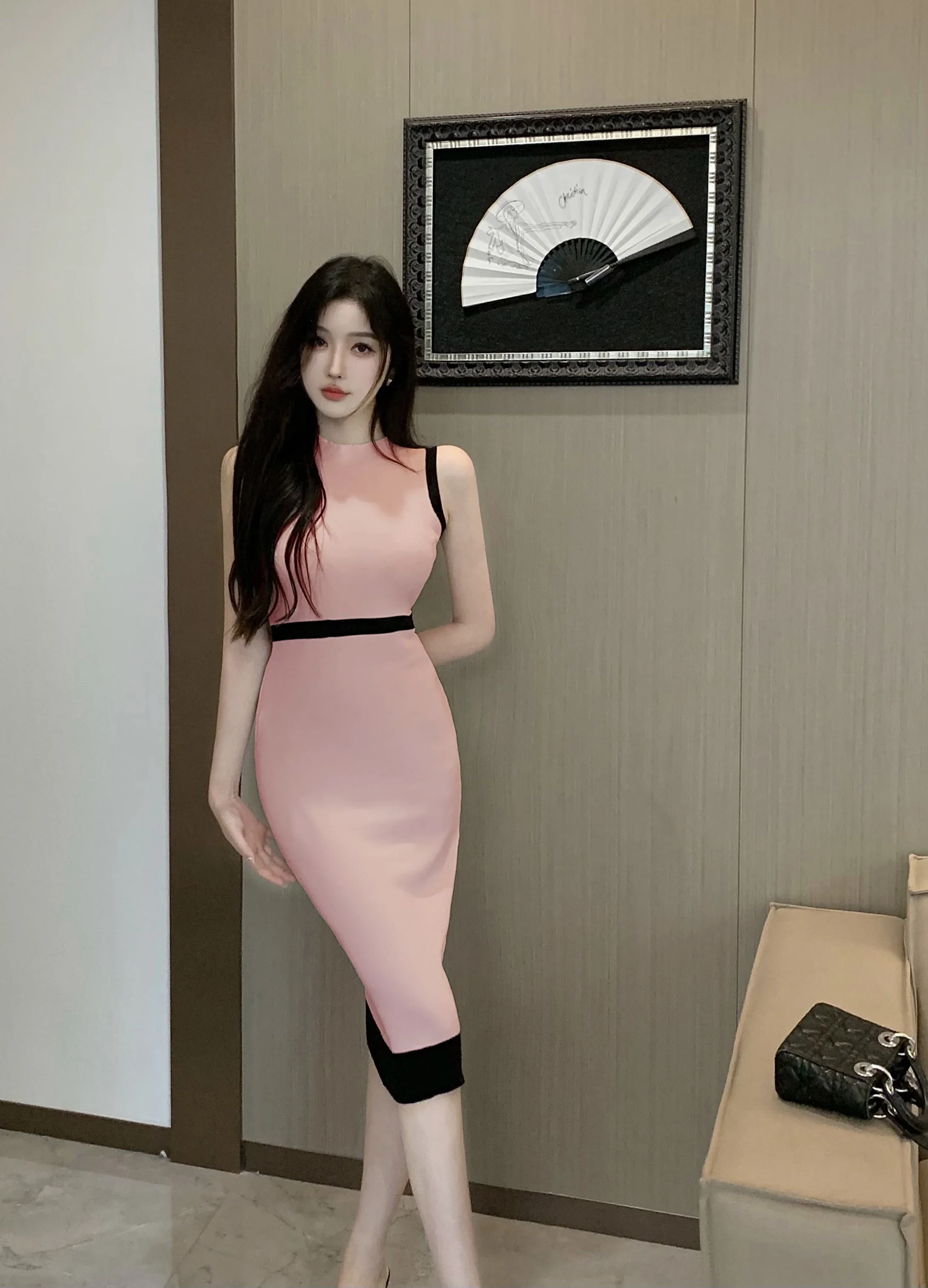 Gagarich Sexy Color Matching Off Shoulder Striped Sheath Slimming Dress Woman Elegant O-neck Sleeveless Simple Knit Dresses