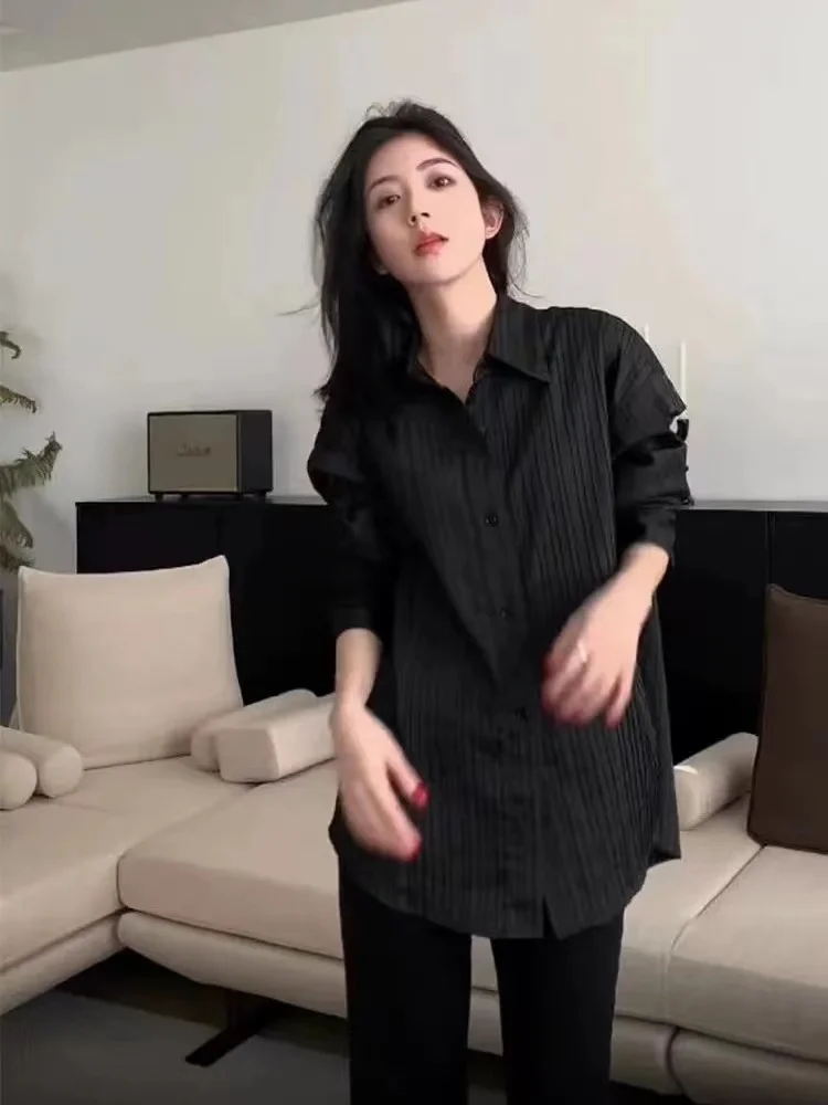 المرأة طويلة Sve مطرزة مخطط irt فضفاضة تناسب عادية Sle ربيع 2023 النسخة الكورية طوق زر التفاصيل