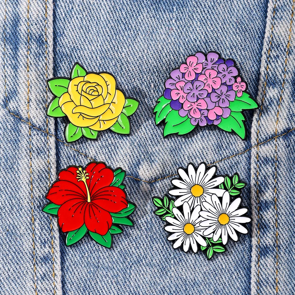 Beautiful Daisies Flower Enamel Pins Hydrangeas Metal Badge Hibiscus Lapel Pins Rose Brooch for Jewelry Accessory Gifts