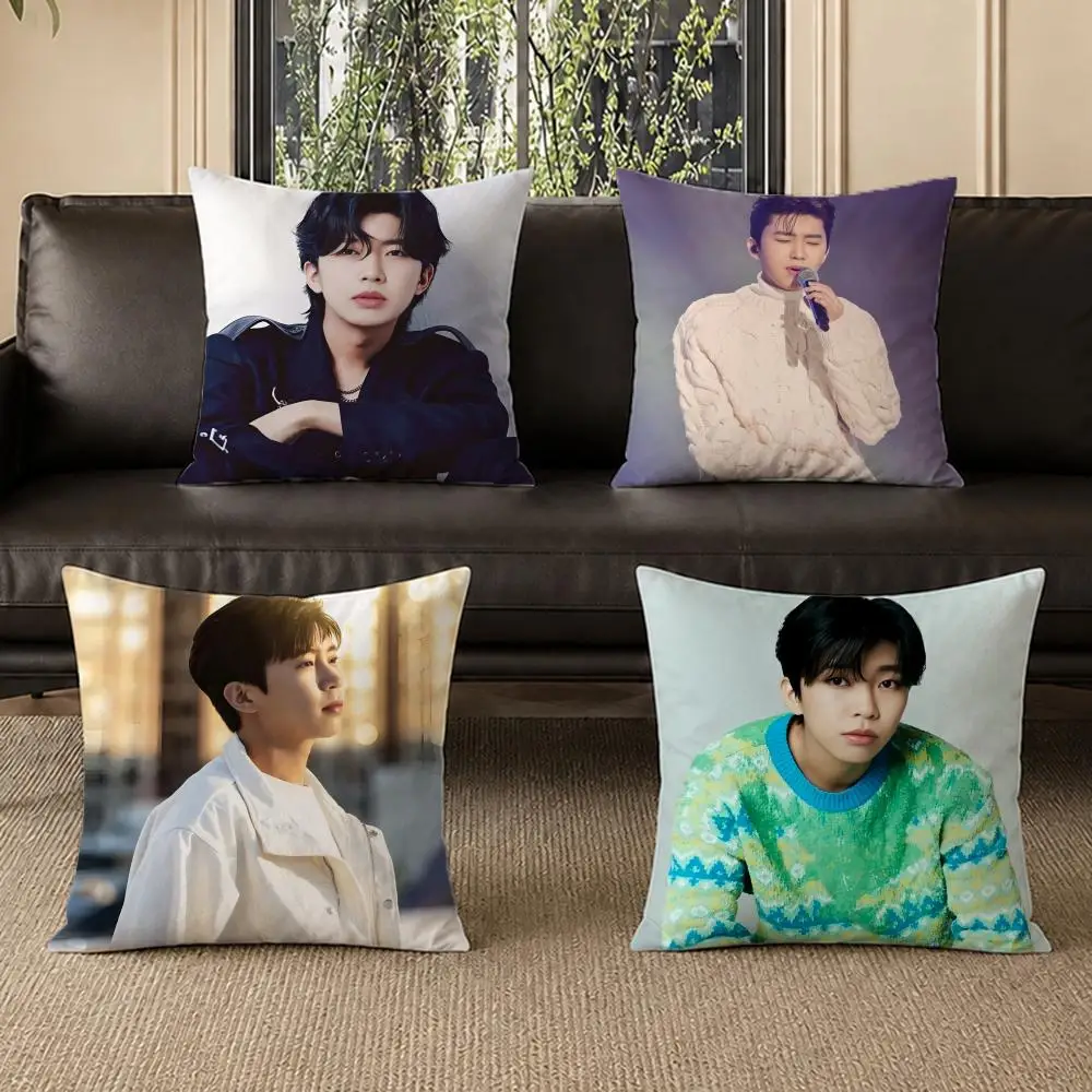 Band G-Gerard Way Cushion Cover Washable Soft Thick Cushion Cover Decorative Pillowcase for Sofa Living Room Home