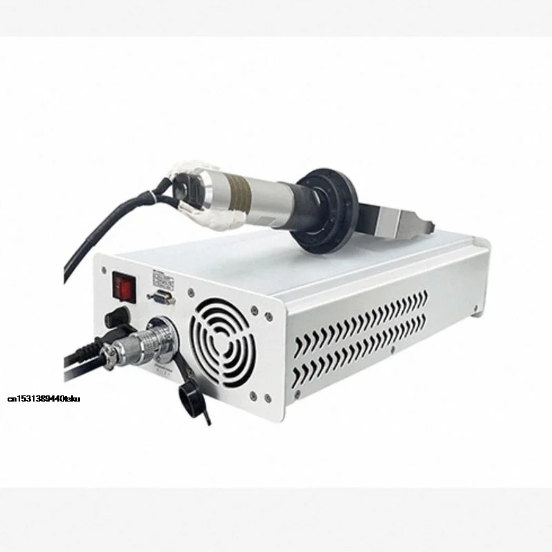

Industrial 20KHz 2000W Automatic Ultrasonic Spot Welder Plastic Welding Machine Stable Industrial Processing Equipment
