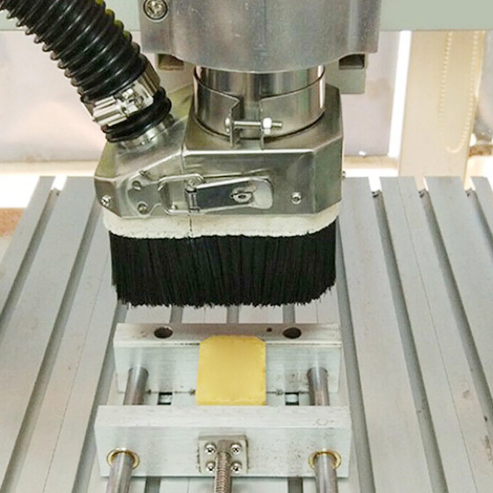 

Effective CNC Router Spindle Dust Cover Cleaner Double Door Design for 80mm Engraving Machines Stainless Steel Material