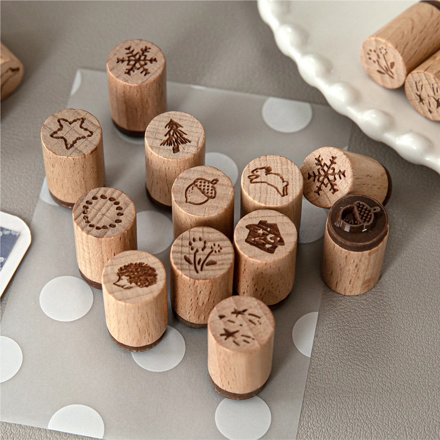 JIAMEI 1 PC Small Forest Series Creative Wooden Retro Forest Small Stamp DIY Scrapbook Decor Journal Supplies Cute Student Stamp