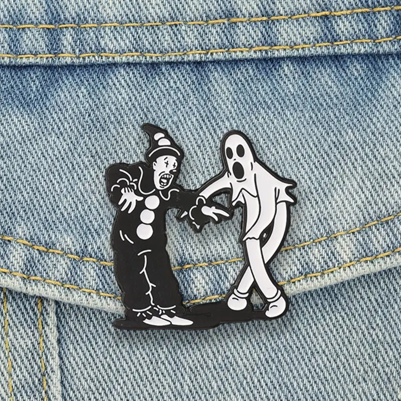 Retro Clown Ghost Badge Black White Horror Enamel Pins Gothic Halloween Dancing Brooch Punk Dark Accessories Bag Decor