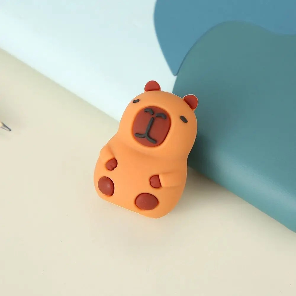 Portable Cute Capybara Pencil Sharpener Anime Single Hole Capybara Pencil Cutter Kawaii Cartoon Pencil Cutting Tools Kids